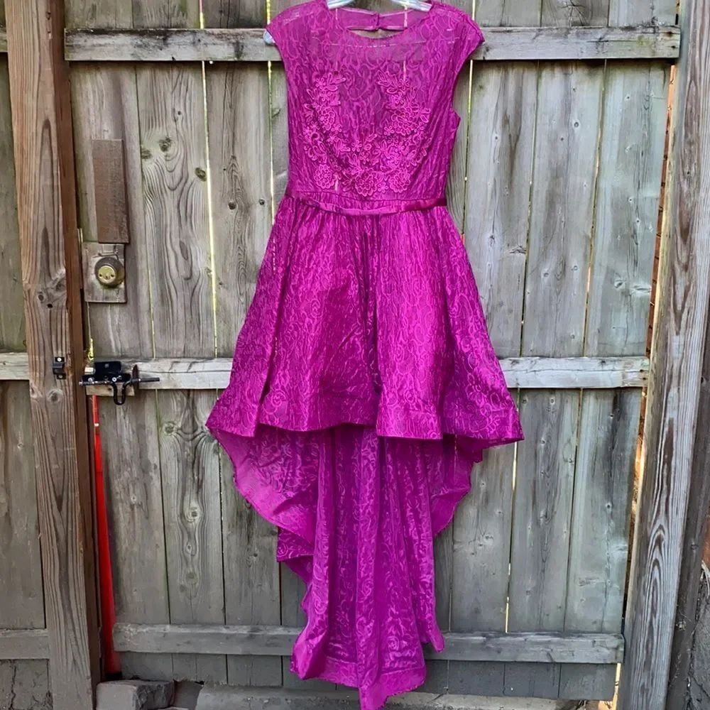Maniju High low lace dress sz. M NWT